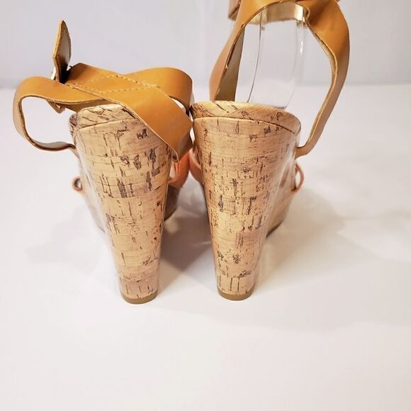 SAM and LIBBY Wedge Platform Sandal - Picture 4 of 6